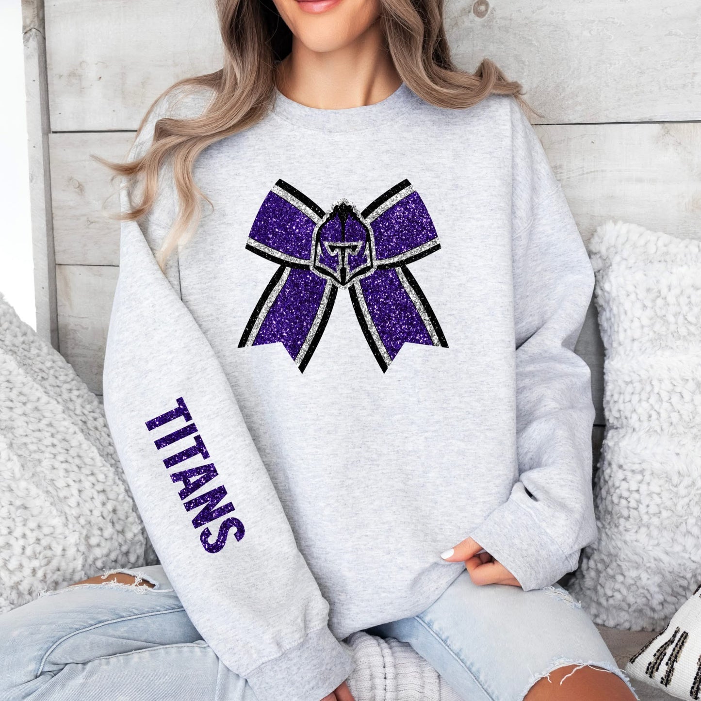 PRE-ORDER Titans Bow Crewneck